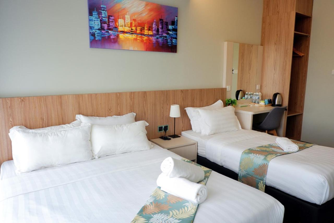 Flypod Hotel Kota Kinabalu Exterior photo