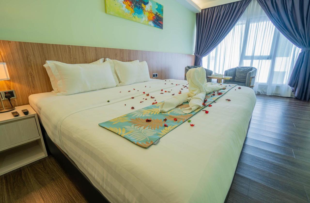 Flypod Hotel Kota Kinabalu Exterior photo
